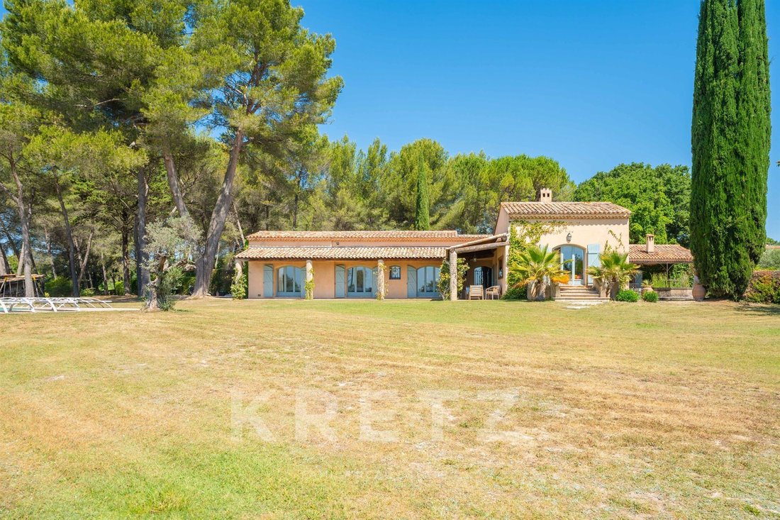 Villa in Plateau de Puyricard-La Trévaresse, Aix-en-Provence, France 2 - 18294906