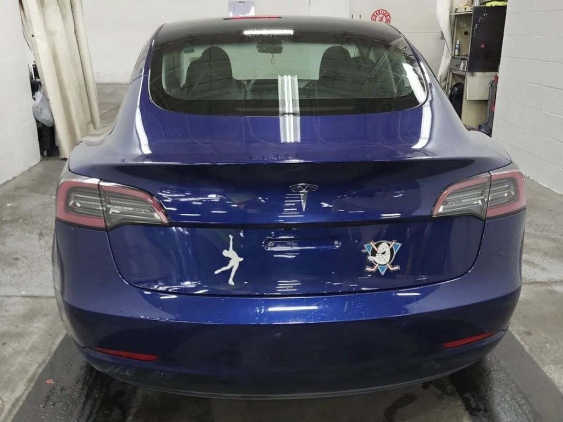 Sedan in Newport Beach, CA, United States 5 - 18291079