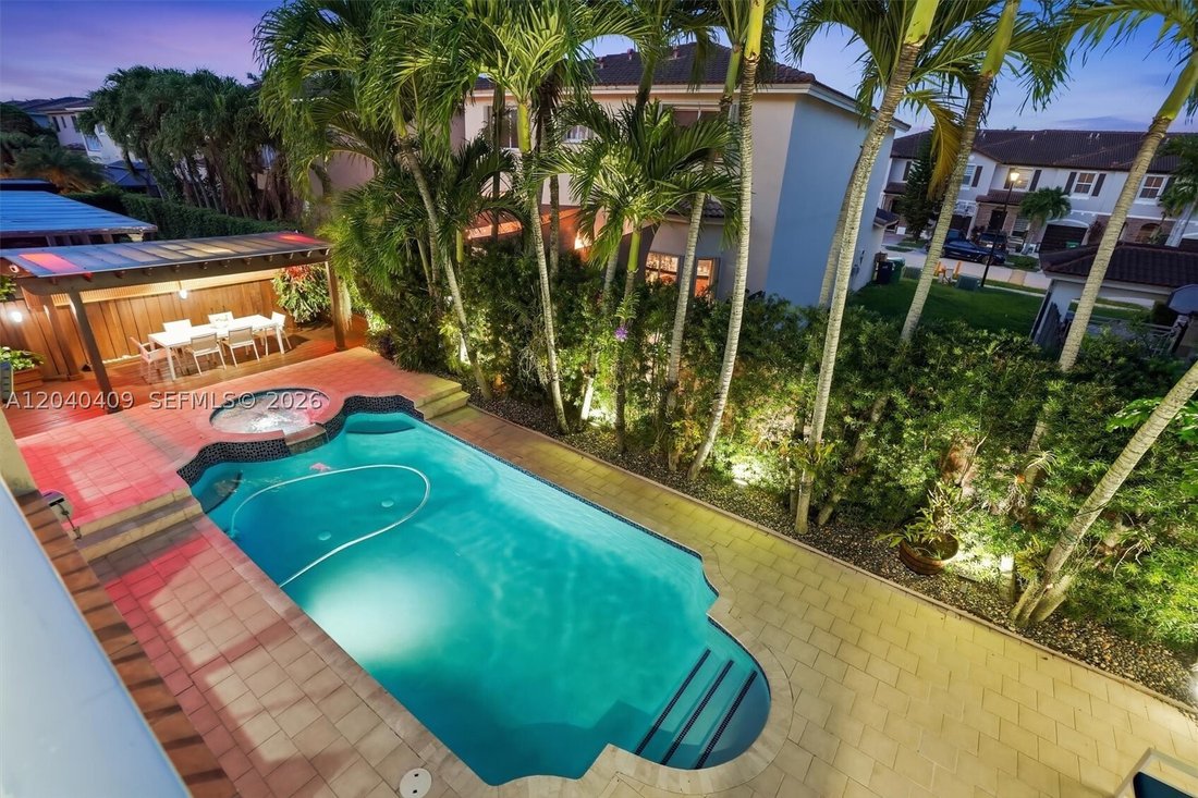 House in Miami, Florida, United States 2 - 18230054