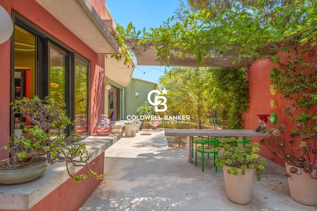 House in Hyeres, Provence-Alpes-Côte d'Azur, France 4 - 18295964