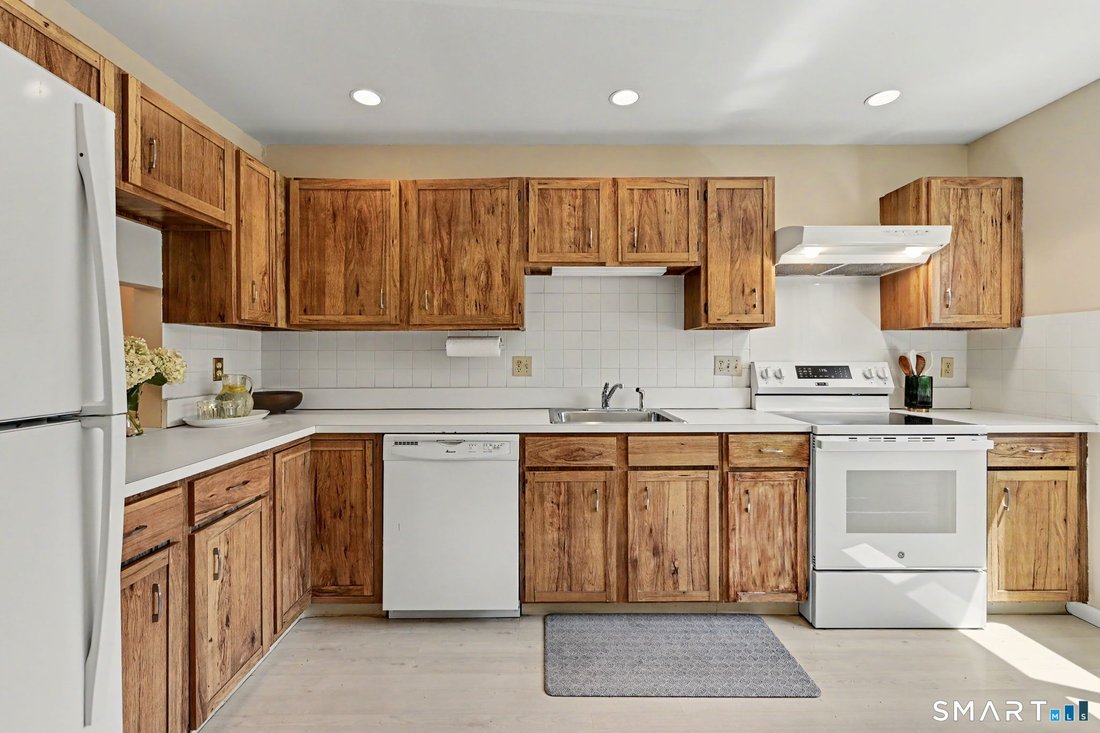 Condo in Stamford, Connecticut, United States 3 - 18292455