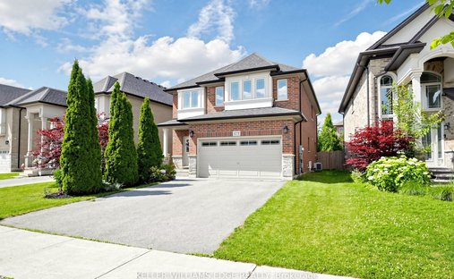 House in Hamilton, Ontario, Canada 1