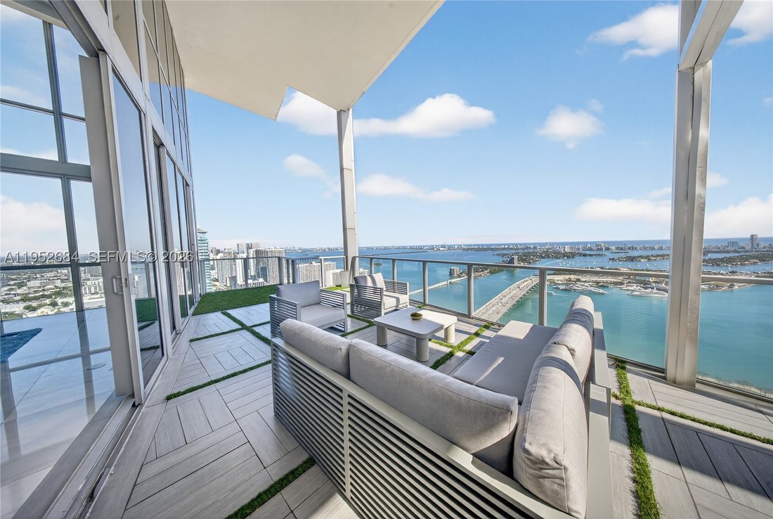 Condo in Miami, Florida, United States 1 - 17002915