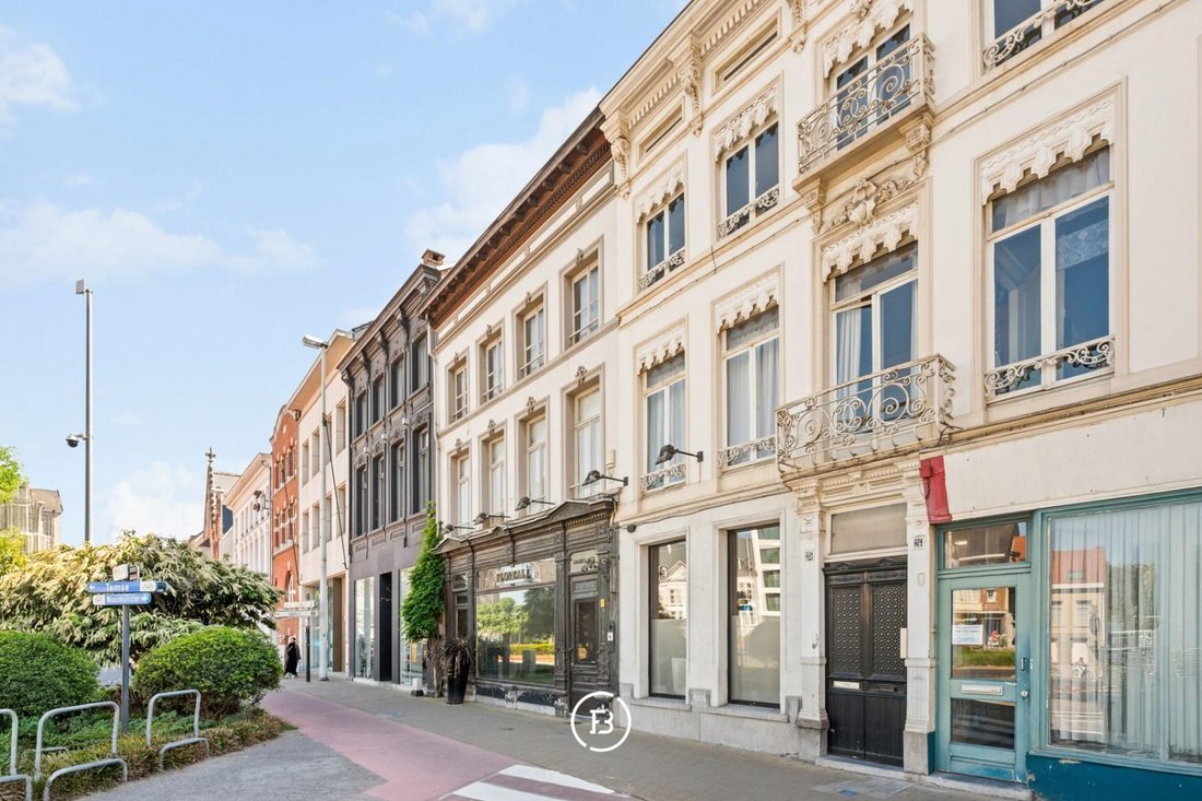 Townhouse in Sint-Niklaas, Flanders, Belgium 1 - 18290533
