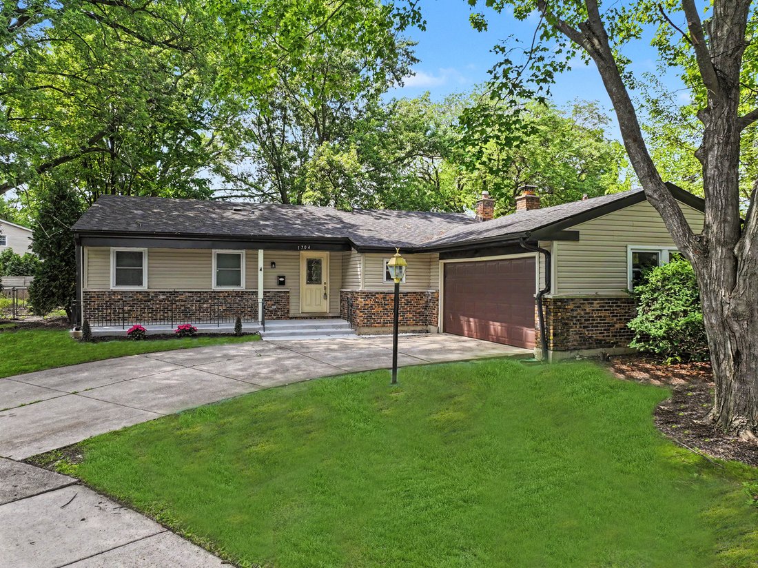 House in Arlington Heights, Illinois, United States 2 - 18285906