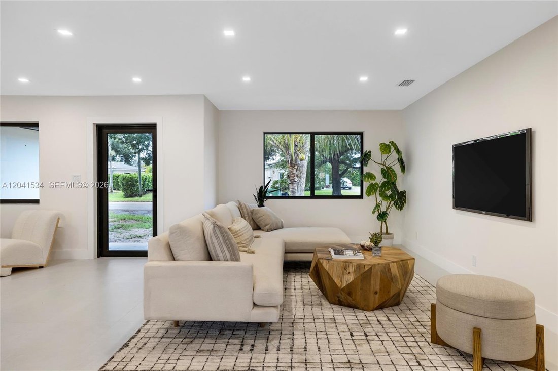 House in Oakland Park, Florida, United States 2 - 18294959