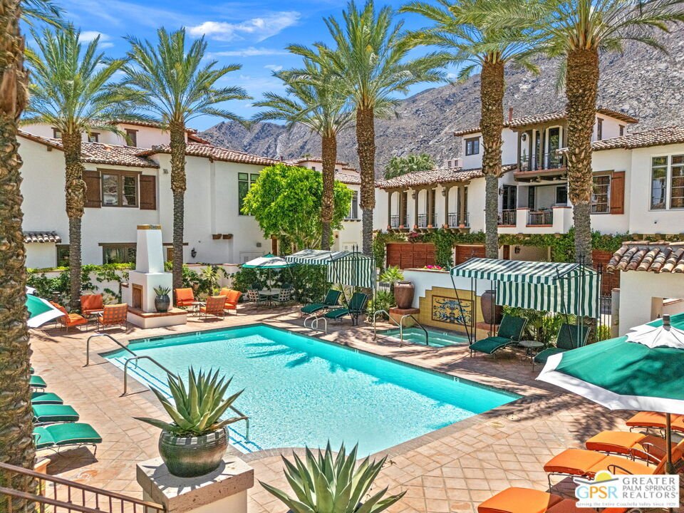 Condo in Palm Springs, California, United States 3 - 18286090