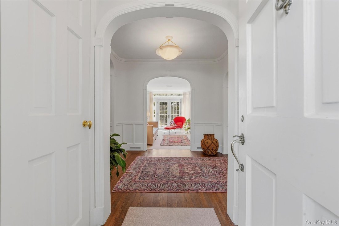 House in White Plains, New York, United States 2 - 18288008