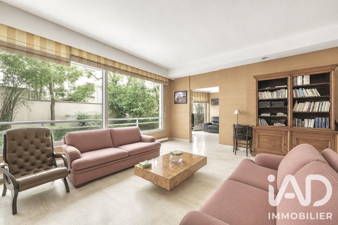 Apartment in Auteuil Nord, Paris 16e Arrondissement, Paris 1 - 18290002
