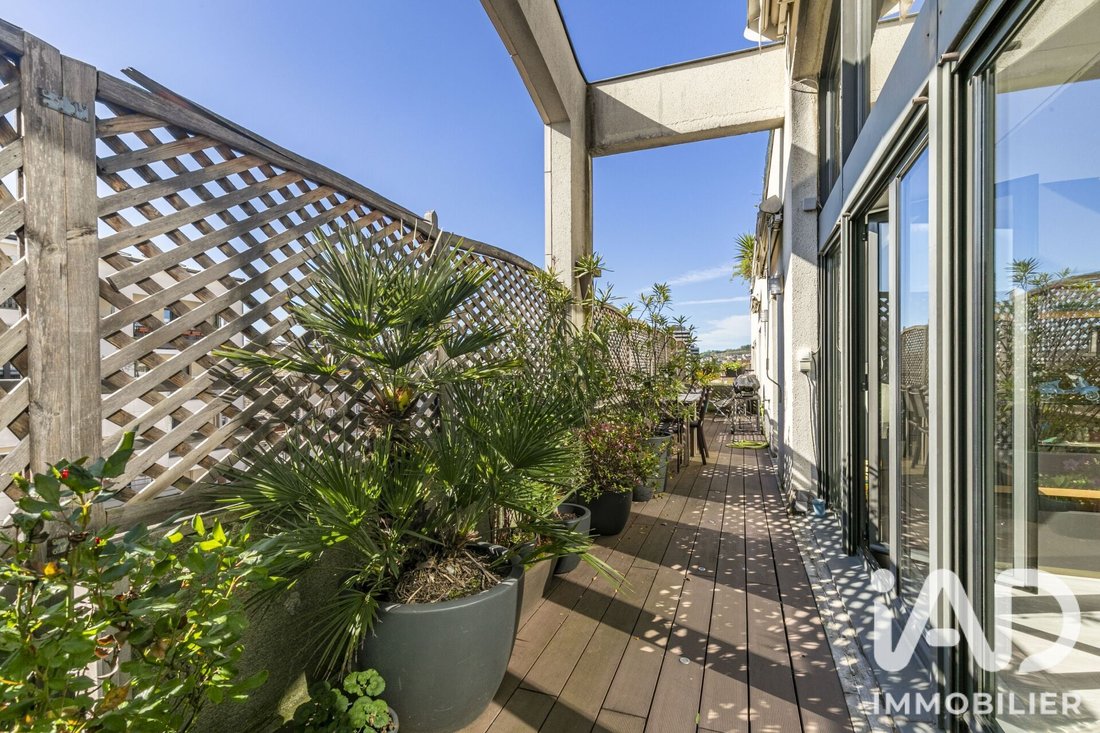 Apartment in Puteaux, Ile-de-France, France 1 - 18290044
