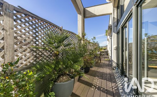 Apartment in Puteaux, Ile-de-France, France 1