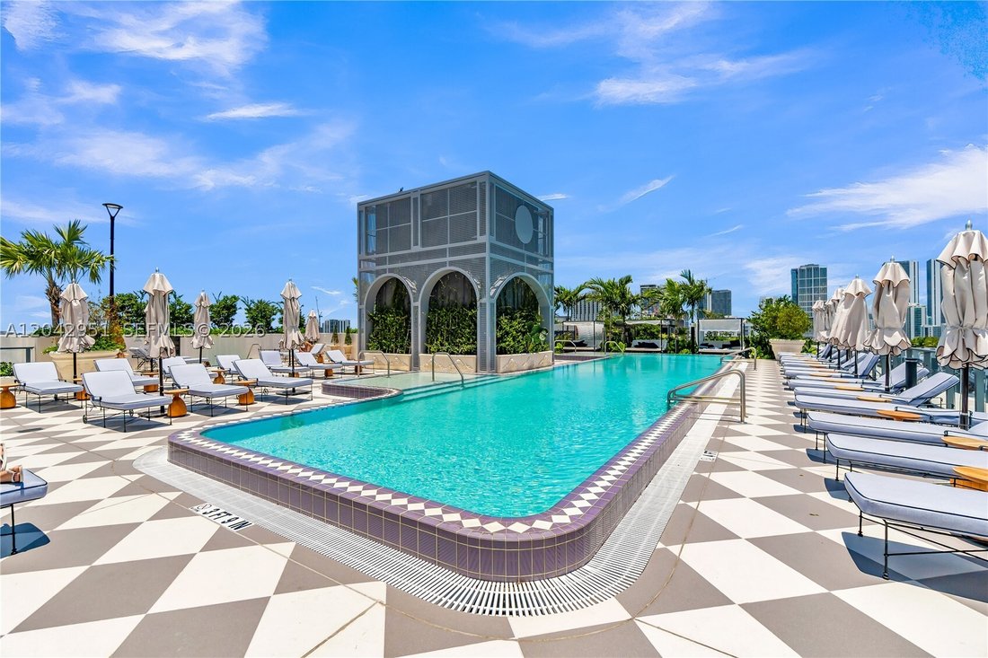 Condo in Miami, Florida, United States 1 - 18285133