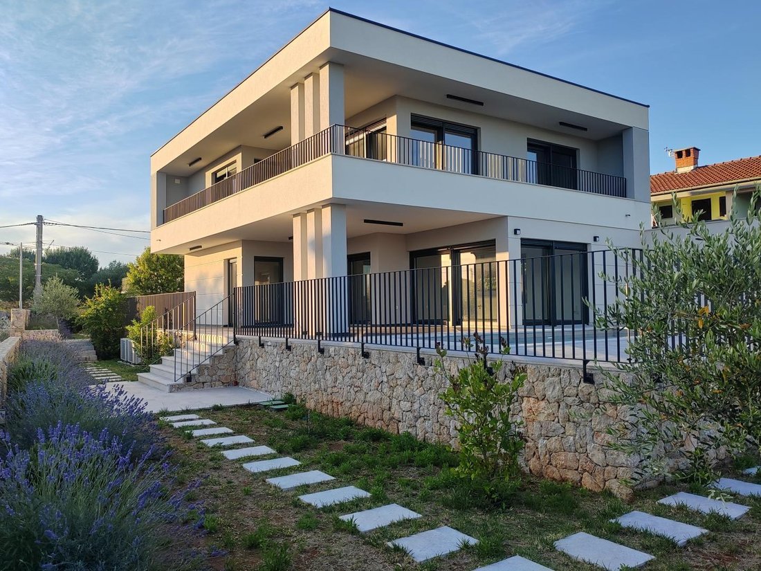 Villa in Linardici, Primorje-Gorski Kotar County, Croatia 1 - 18287071