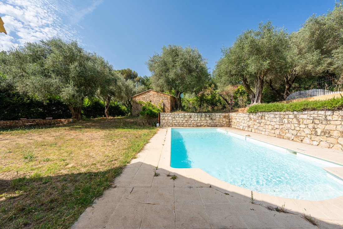 Villa in Saint-Paul-de-Vence, Provence-Alpes-Côte d'Azur, France 3 - 18284922