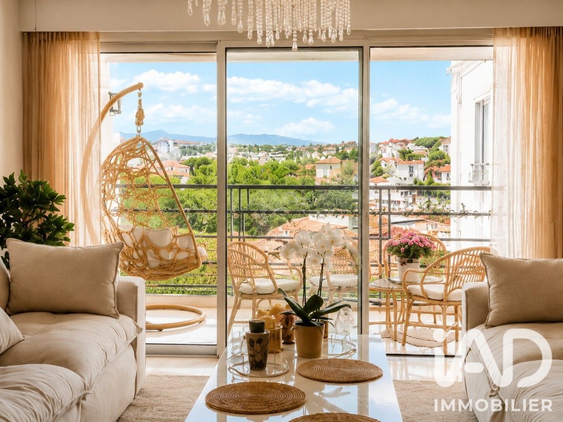 Apartment in Saint Nicolas, Cannes, France 1 - 18246678
