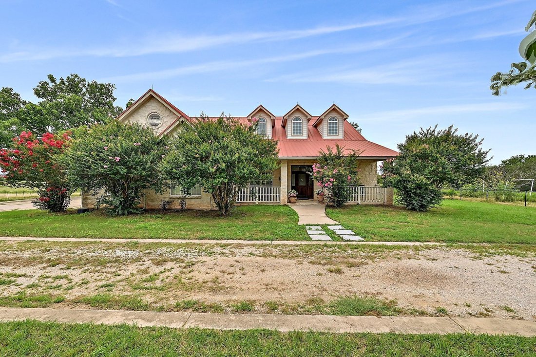 House in Elgin, Texas, United States 2 - 18284761