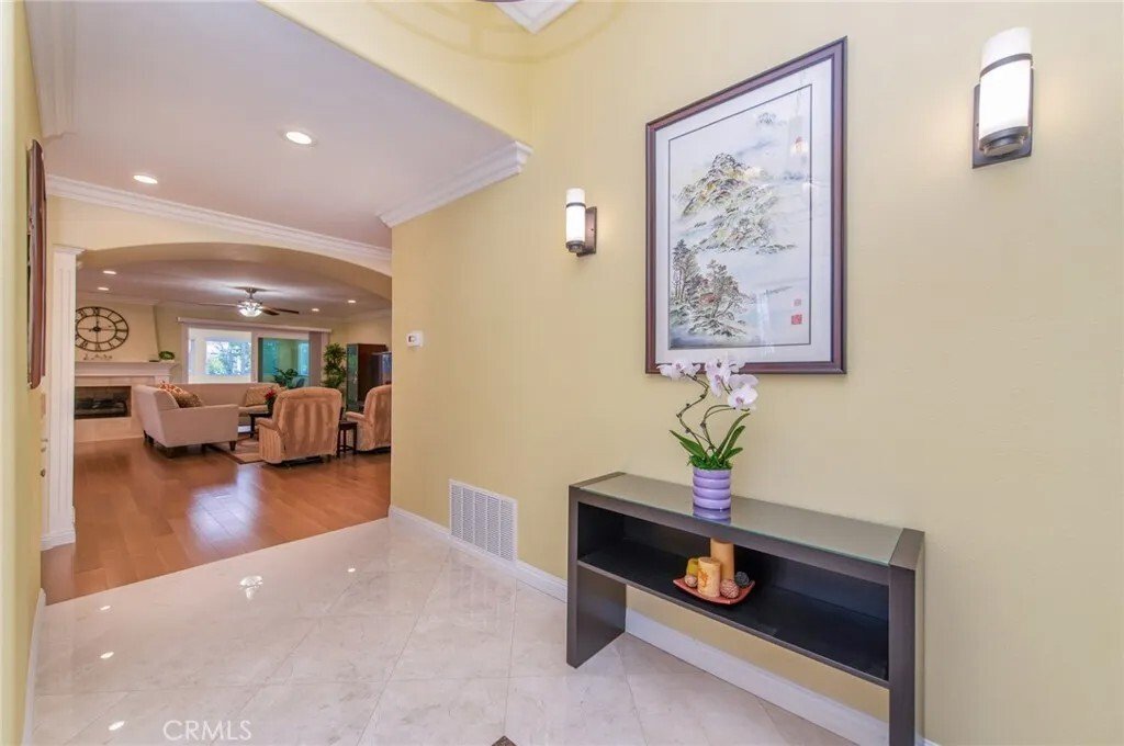 Condo in Laguna Woods, California, United States 5 - 18286477