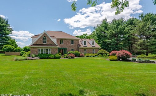 House in Shavertown, Pennsylvania, United States 1