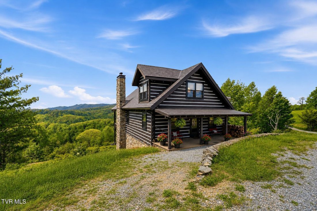House in Hampton, Tennessee, United States 2 - 17945385