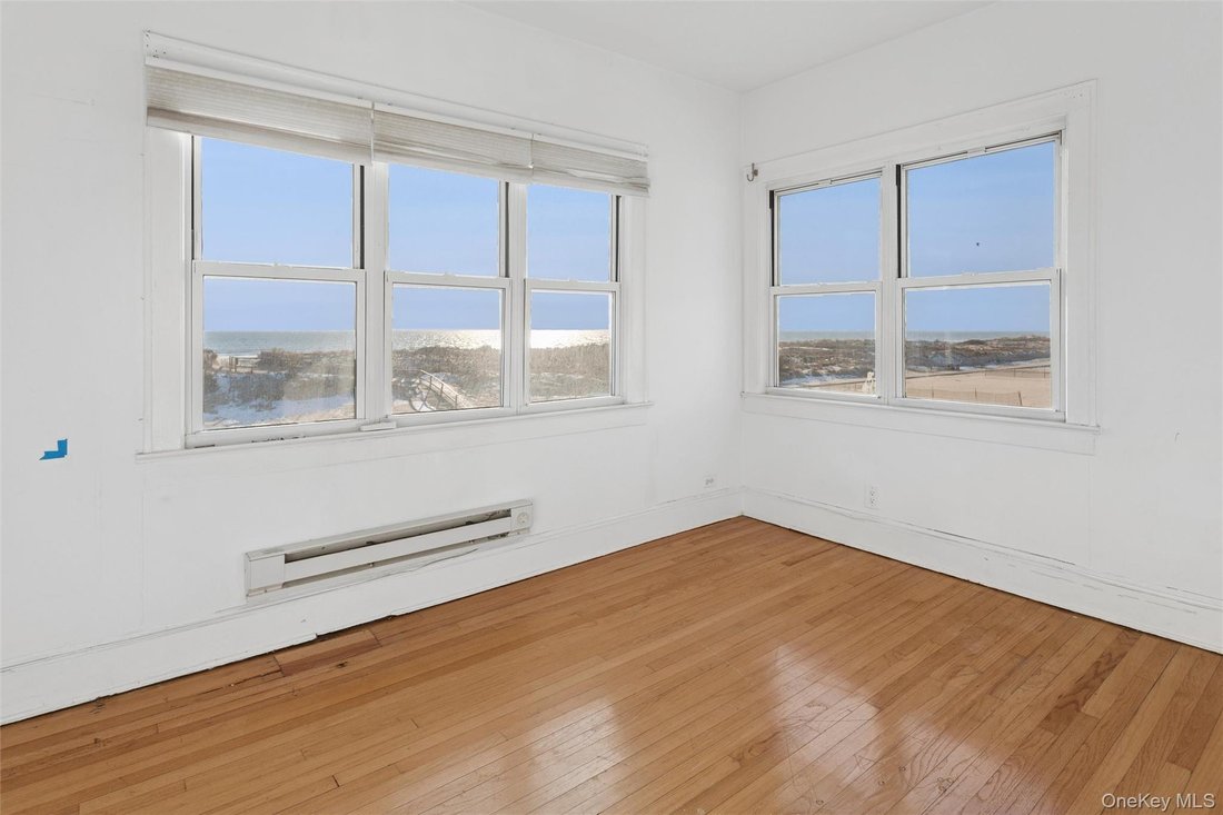 Long Beach, New York, United States 3 - 18294975