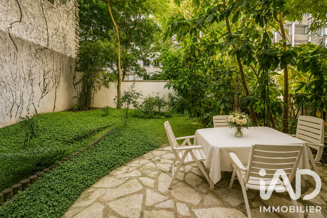 Apartment in Auteuil Nord, Paris 16e Arrondissement, Paris 3 - 18290002