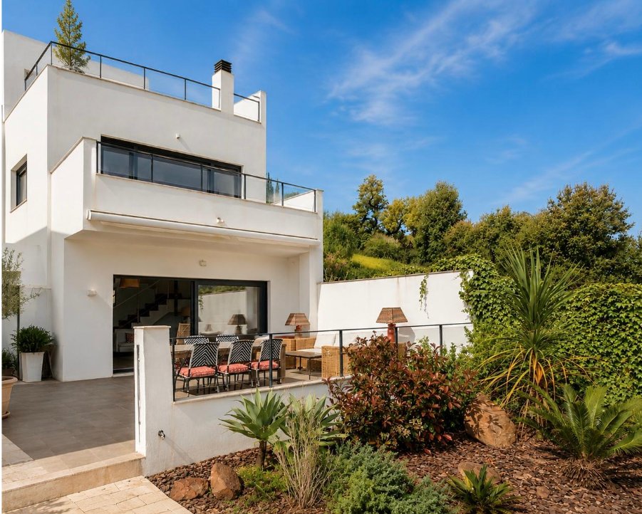 Villa in Marbella, Andalusia, Spain 1 - 18288489