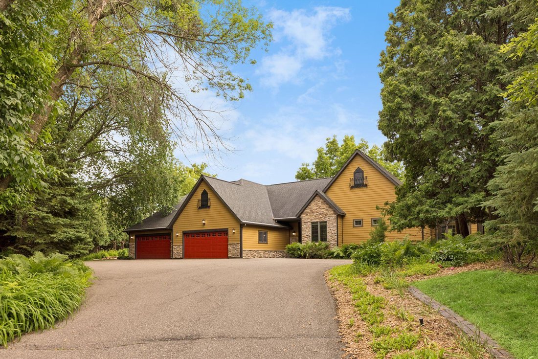 House in Eden Prairie, Minnesota, United States 1 - 18289931