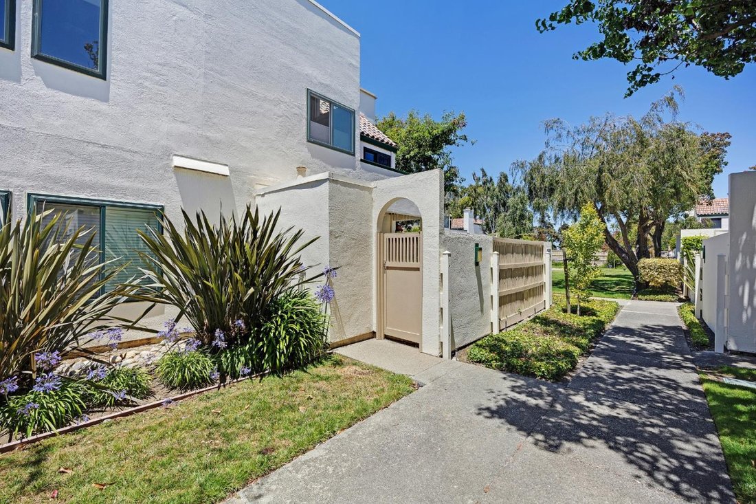 Condo in San Mateo, California, United States 1 - 18285277