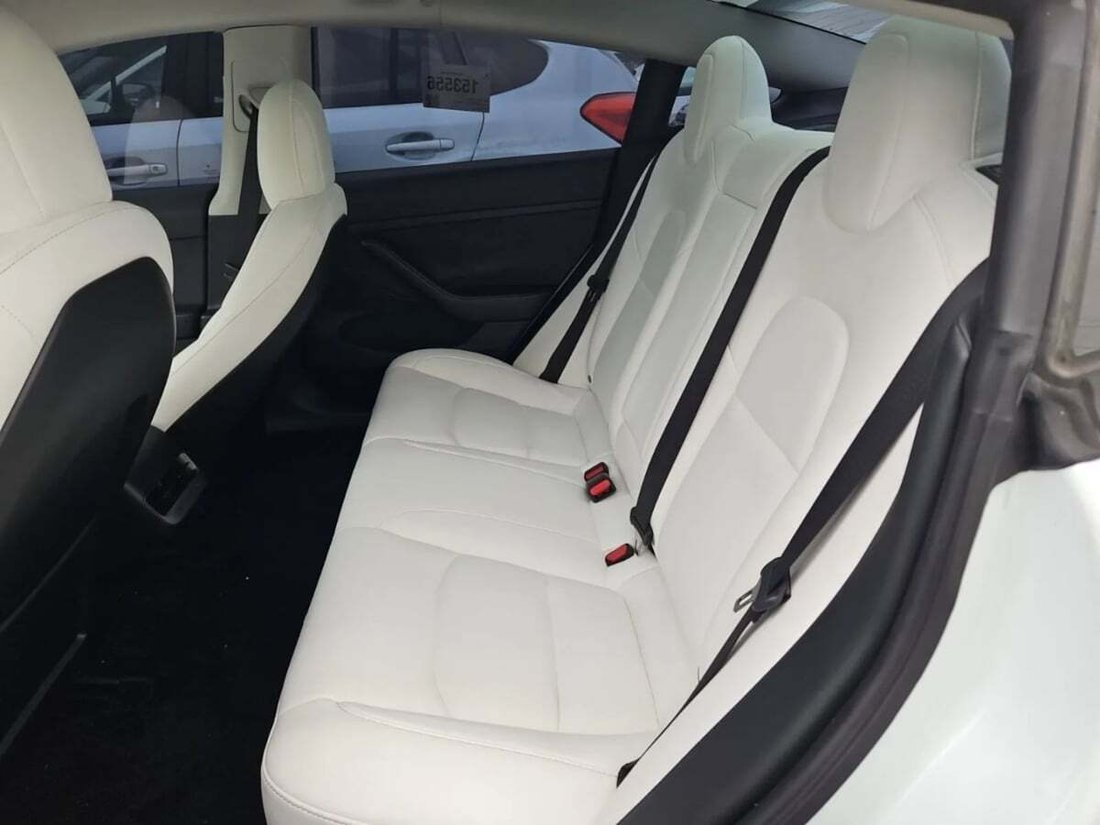 Sedan in Newport Beach, CA, United States 3 - 18291084