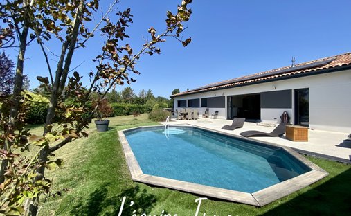 House in Bretx, Occitania, France 1