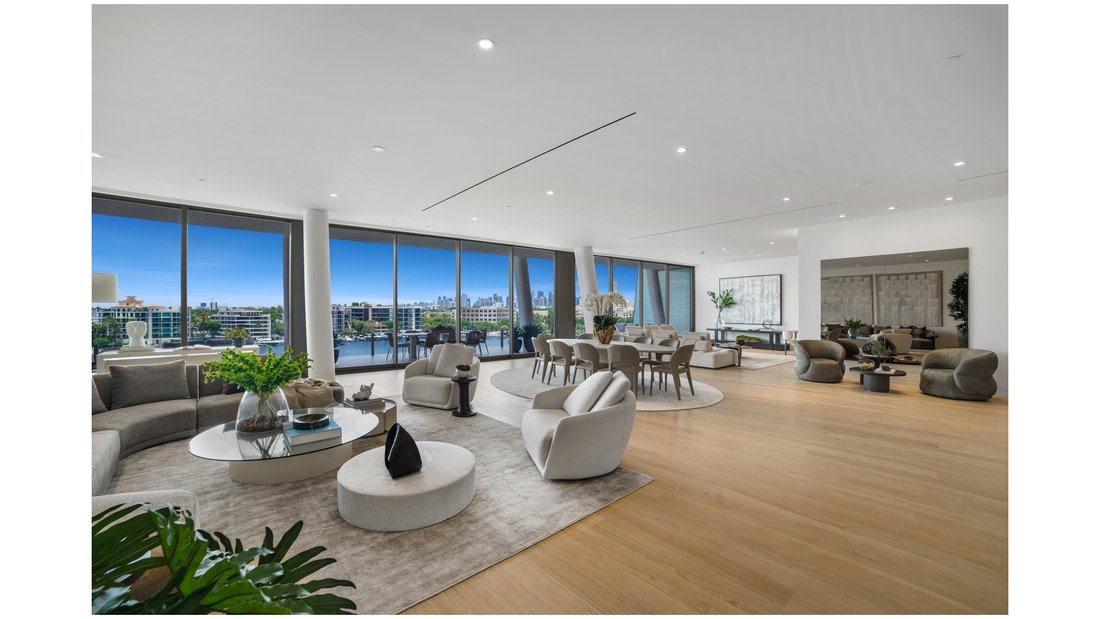 Condo in Miami, Florida, United States 1 - 18082919
