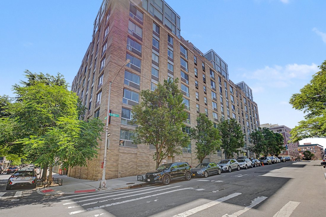 Condo in New York, New York, United States 1 - 18294952