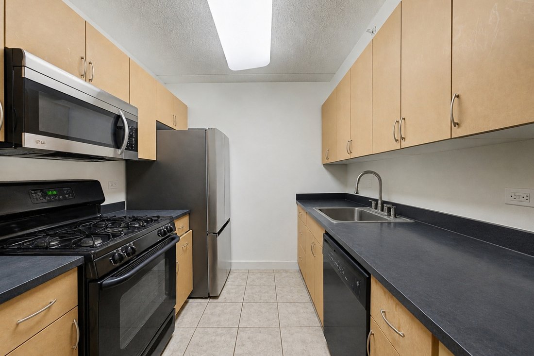 Condo in New York, New York, United States 5 - 18294952