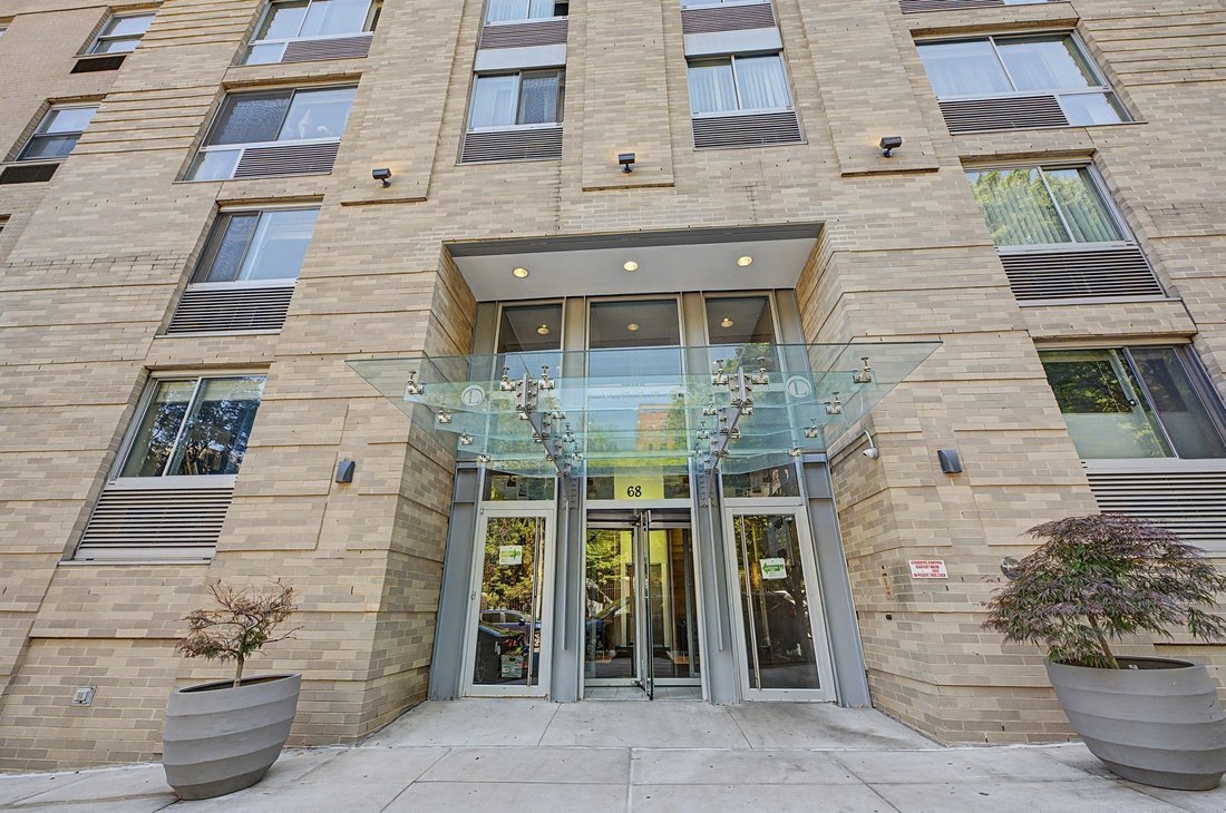 Condo in New York, New York, United States 2 - 18294952