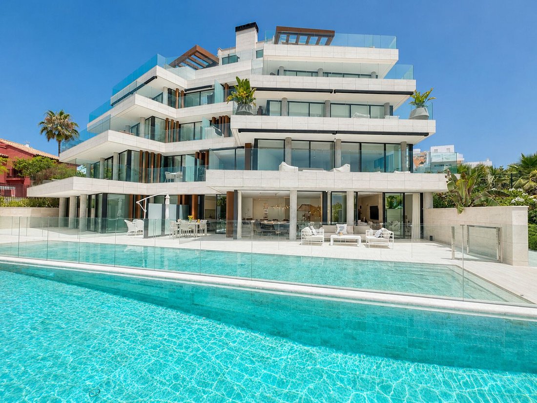 Apartment in Estepona, Andalusia, Spain 2 - 18295582
