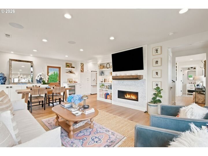 House in Lake Oswego, Oregon, United States 2 - 18296356