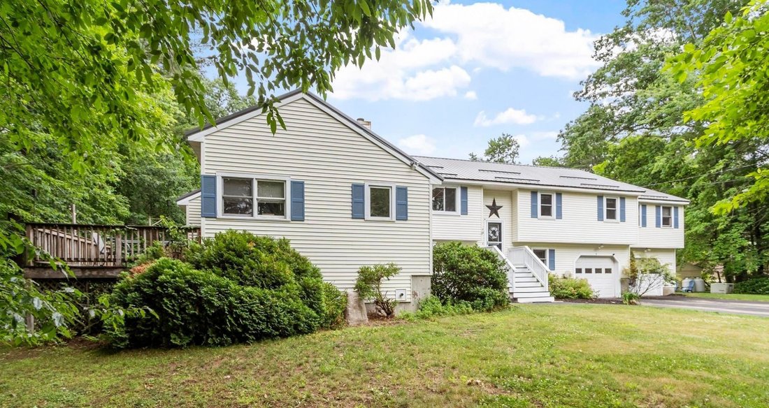 House in Plaistow, New Hampshire, United States 2 - 18296275