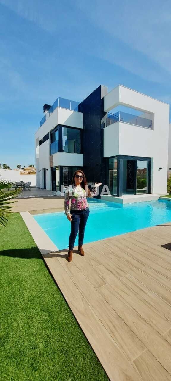 House in Torrevieja, Valencian Community, Spain 3 - 18295584