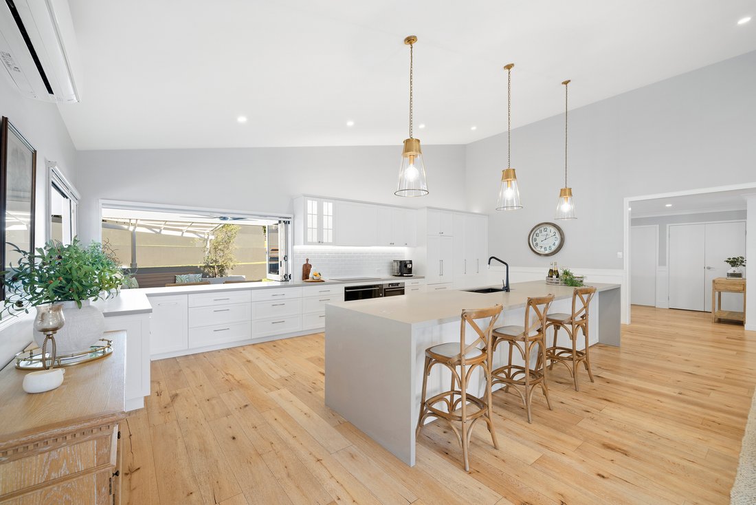 House in Little Mountain, Queensland, Australia 5 - 18296053