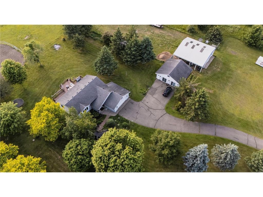 House in Somerset, Wisconsin, United States 5 - 18296608