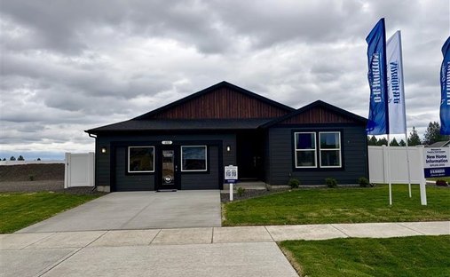 House in Deer Park, Washington, United States 1
