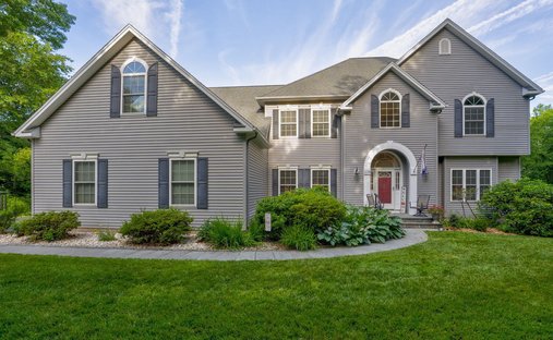 House in Southington, Connecticut, United States 1