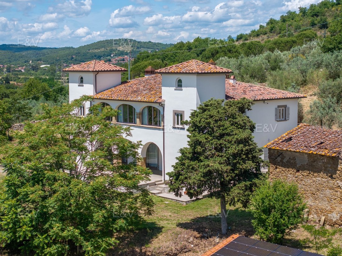 Villa in Agazzi, Tuscany, Italy 1 - 18296765