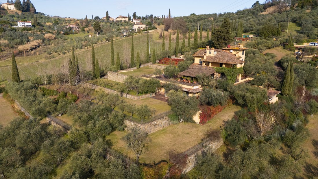 Villa in Center - La Rocca, Comeana, Tuscany 3 - 18296708
