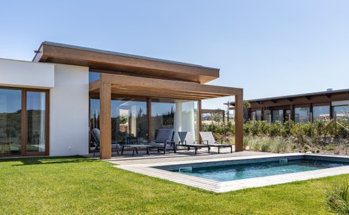 Villa in Vau, Leiria District, Portugal 1