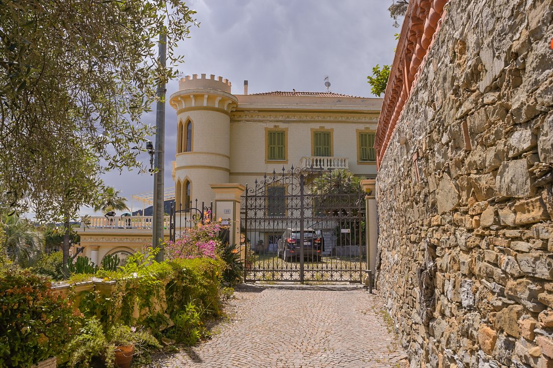 Villa in Central Hill, Alassio, Liguria 1 - 18296500