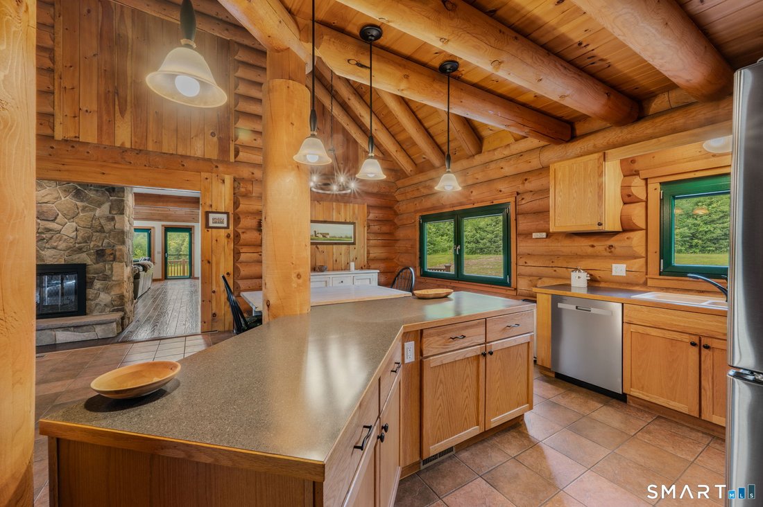 House in Middletown, Connecticut, United States 5 - 18296568