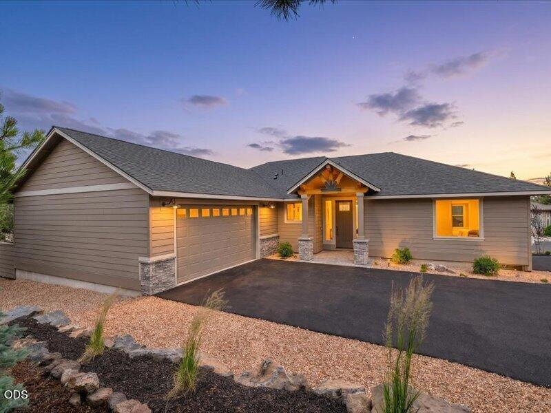 House in Redmond, Oregon, United States 1 - 17648516