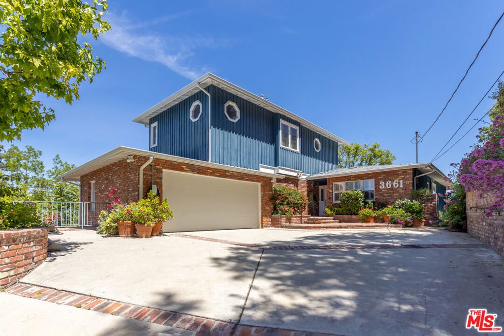 House in Los Angeles, California, United States 1 - 18296695