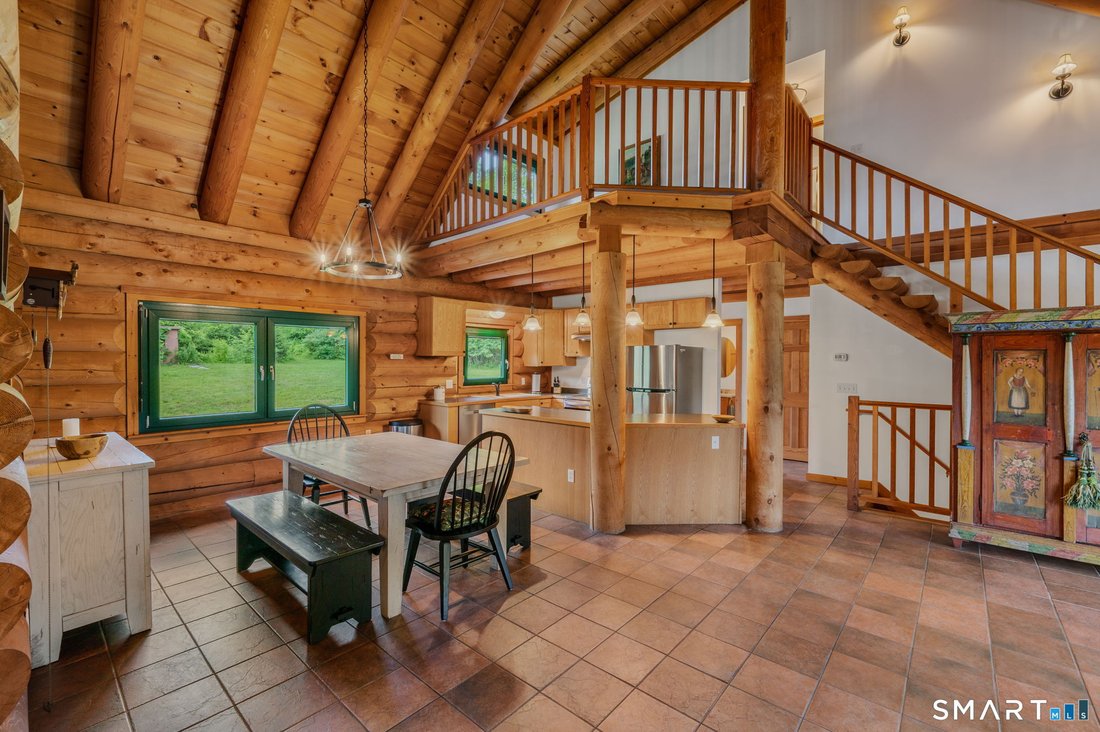 House in Middletown, Connecticut, United States 4 - 18296568
